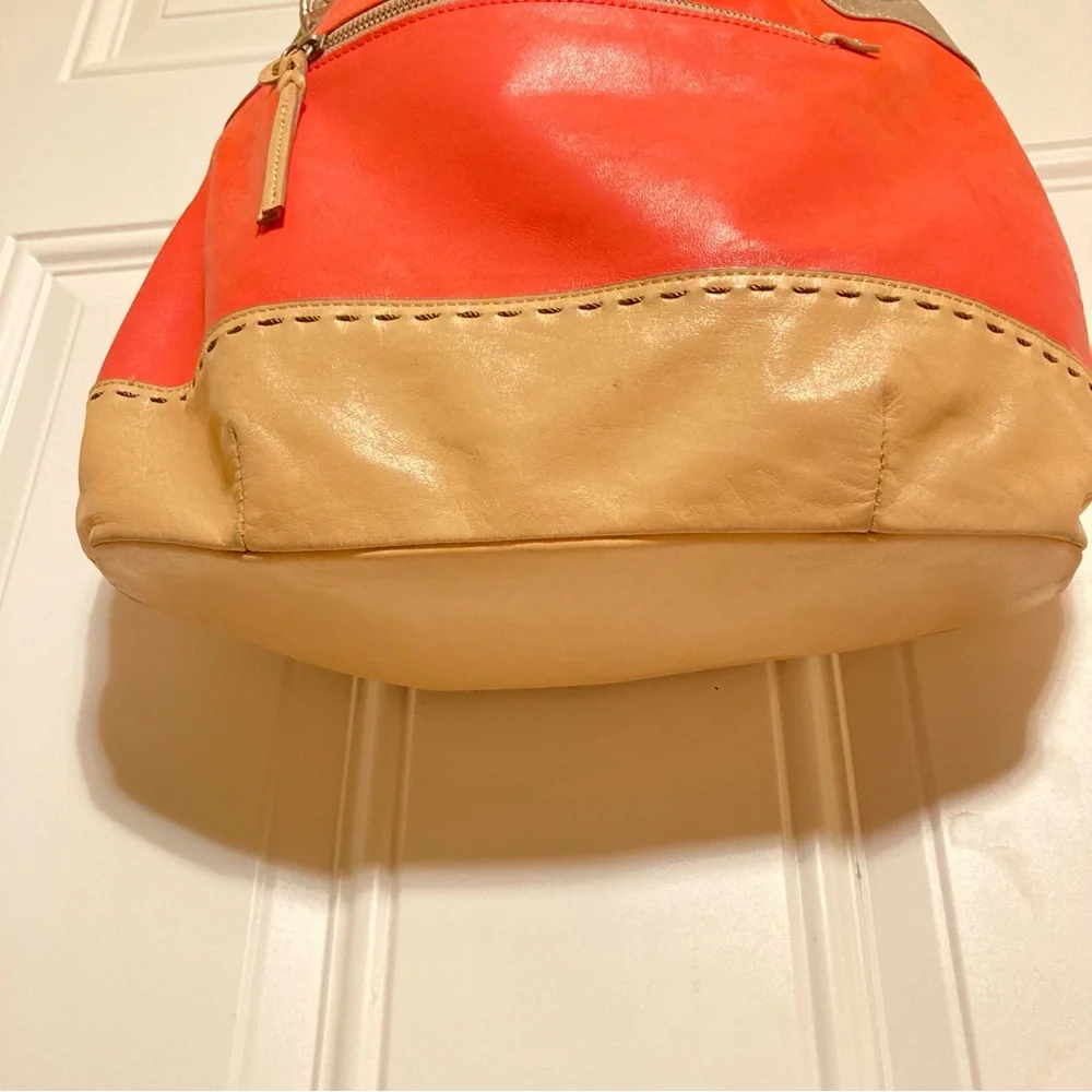 The Sak Indio Coral Beige Gold Soft Leather Hobo Shoulder Bag 12 x 7.5 inches